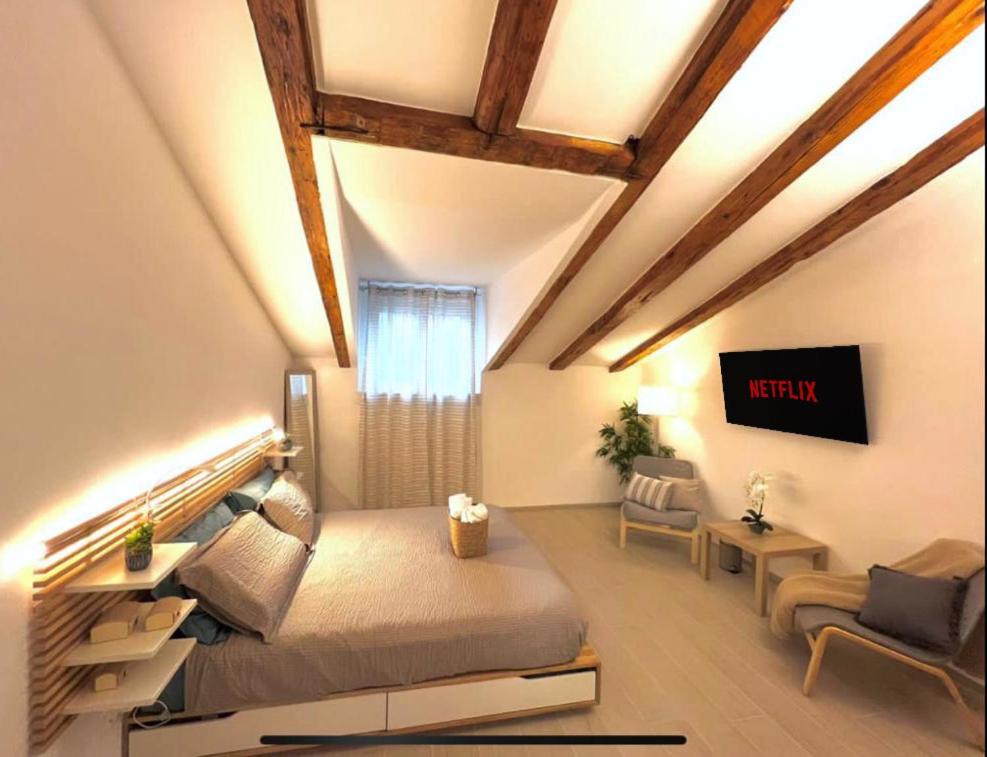 Perfect Apartment *